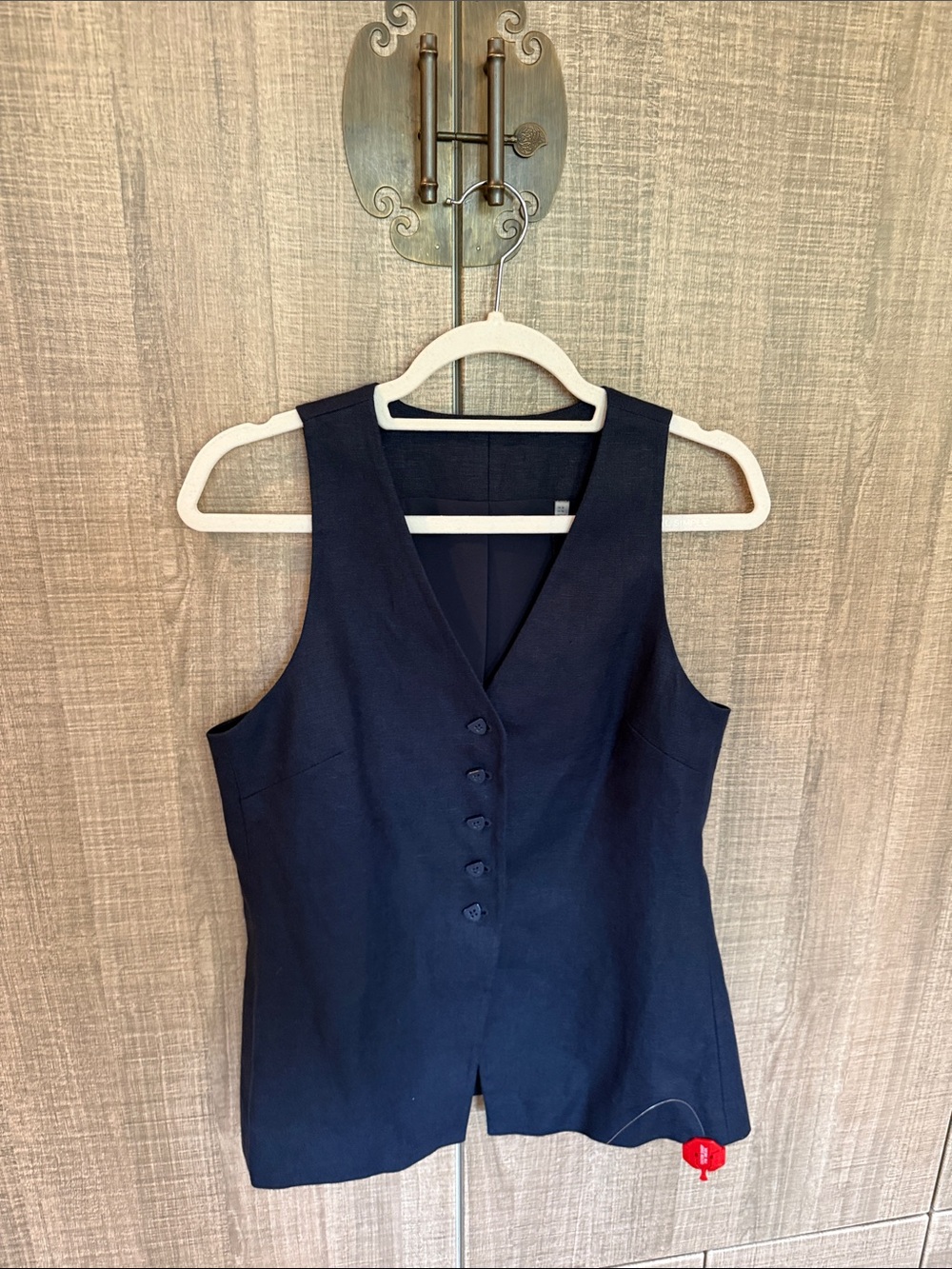 Ellie Tahari 100% Linen Vest